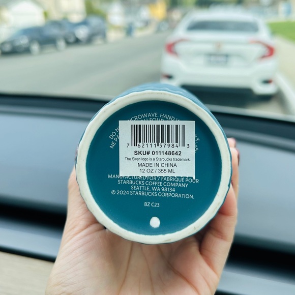 Starbucks 2024 Angular Blue Soft Touch Tecture Pattern Ceramic Travel Mug 12oz - Picture 4 of 6